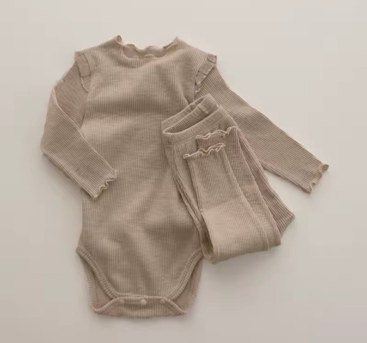 Vest and leggings lounge set
