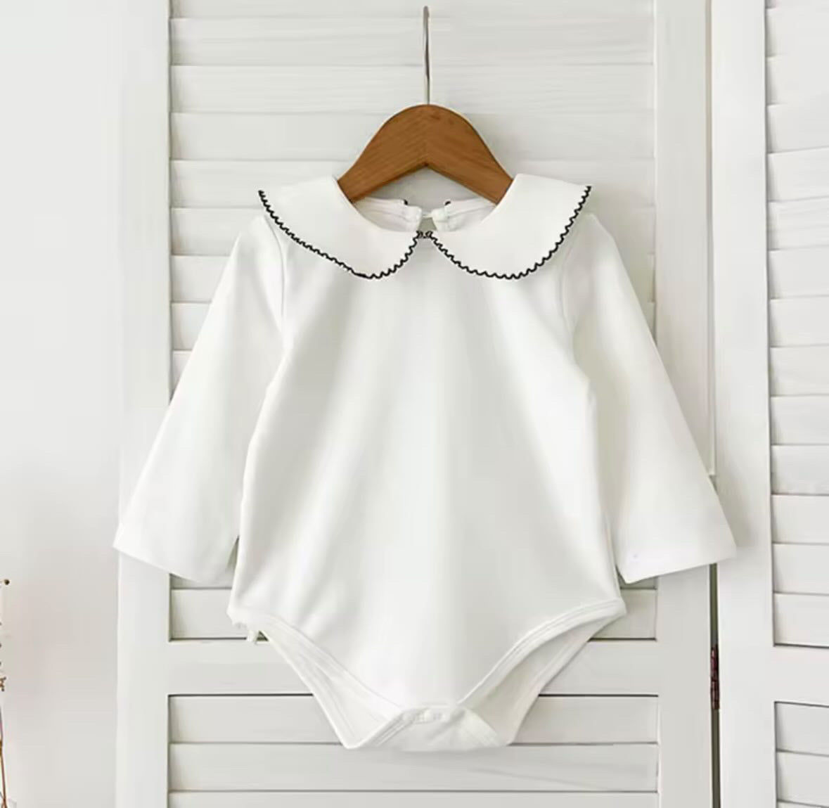 Baby girl collared vest