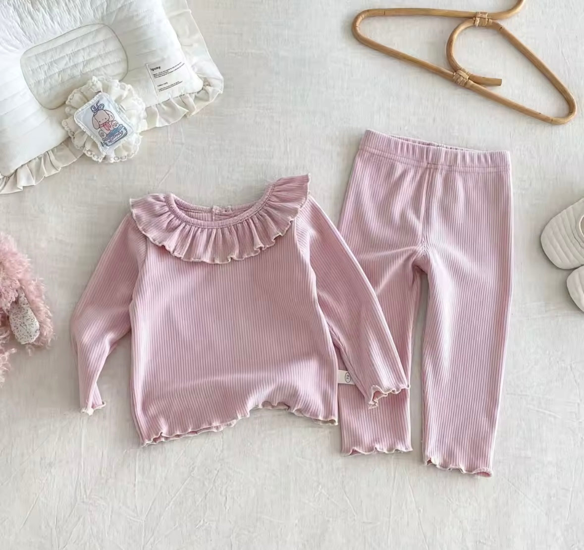 Frill collar lounge set