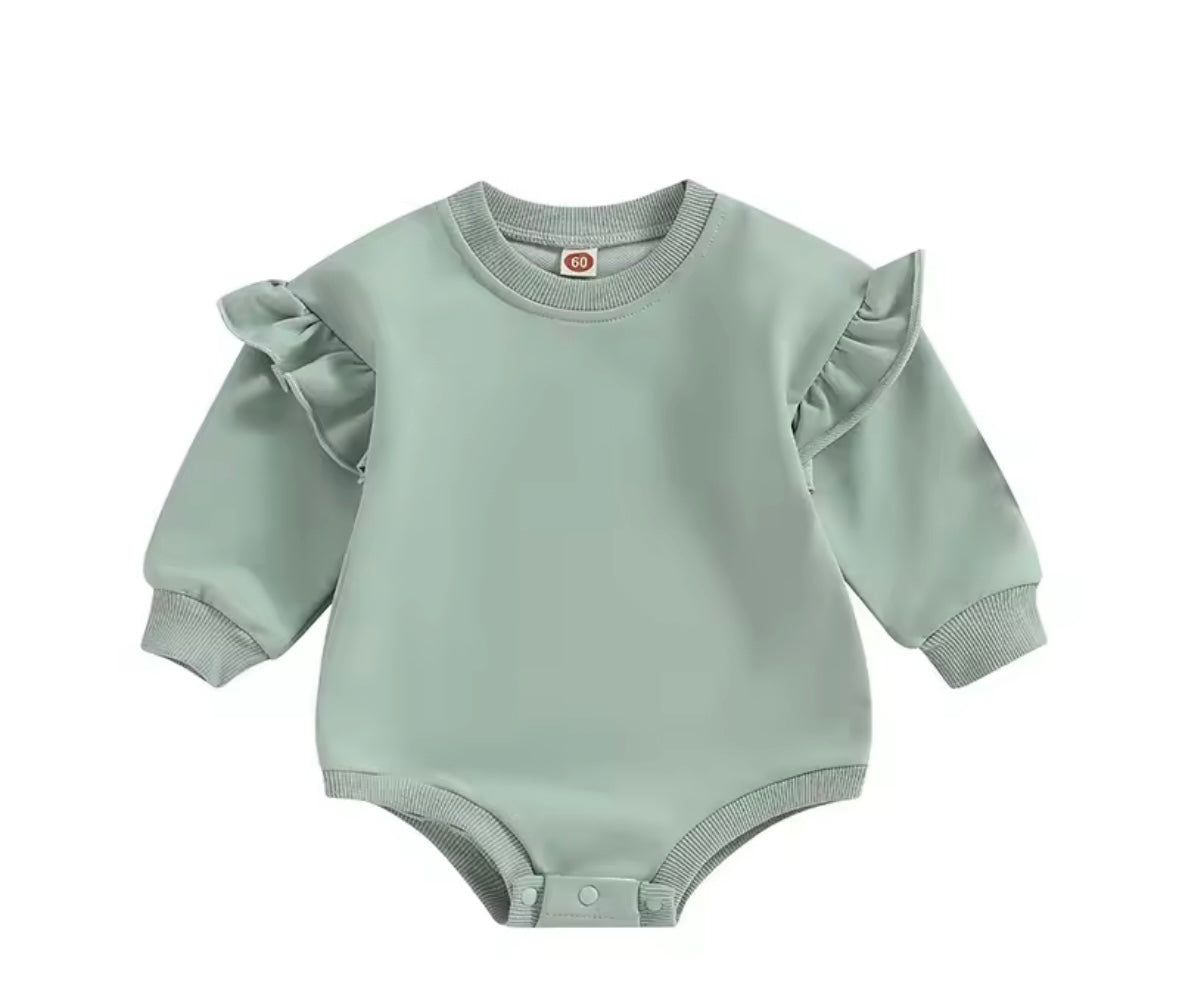 Frill sleeve romper