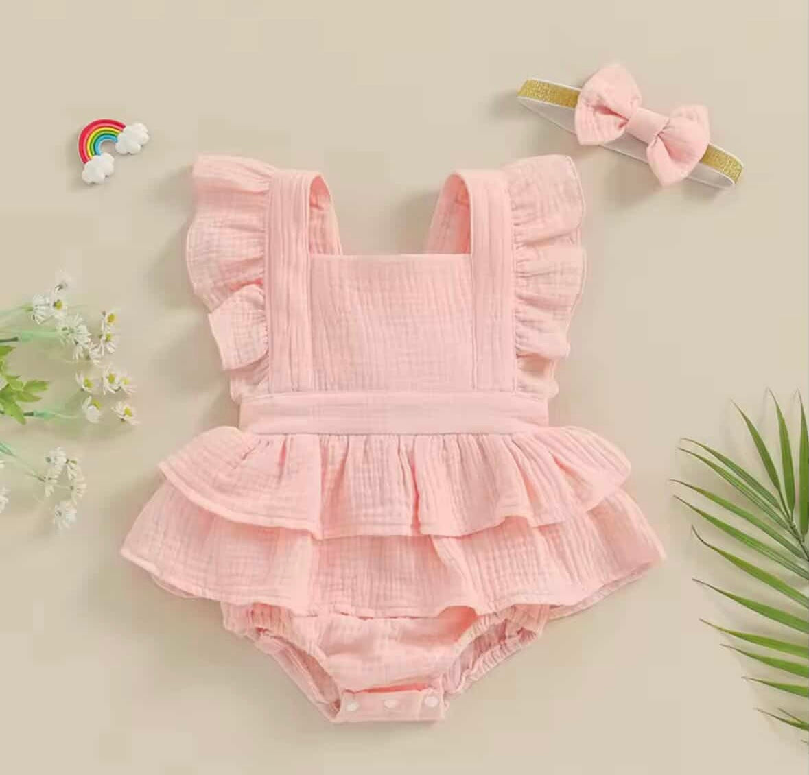 Frilly ruffle romper set