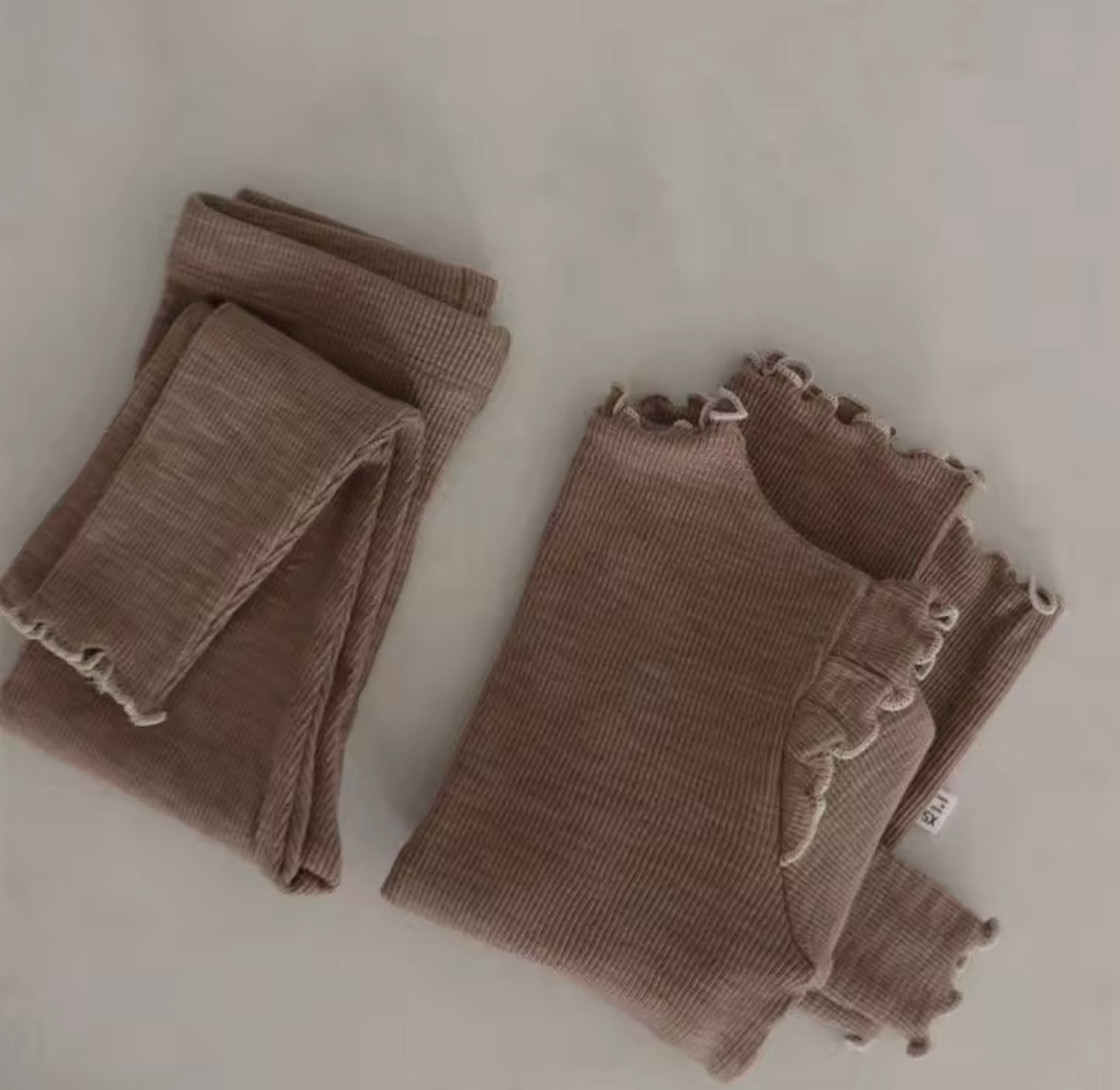 Contrast hem leggings set