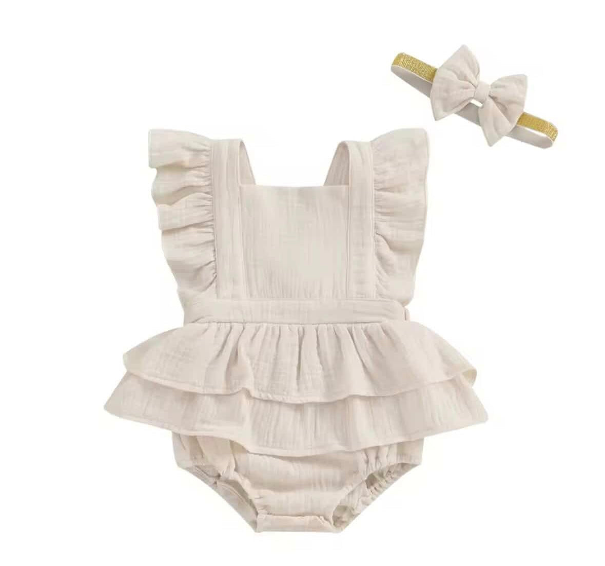 Frilly ruffle romper set