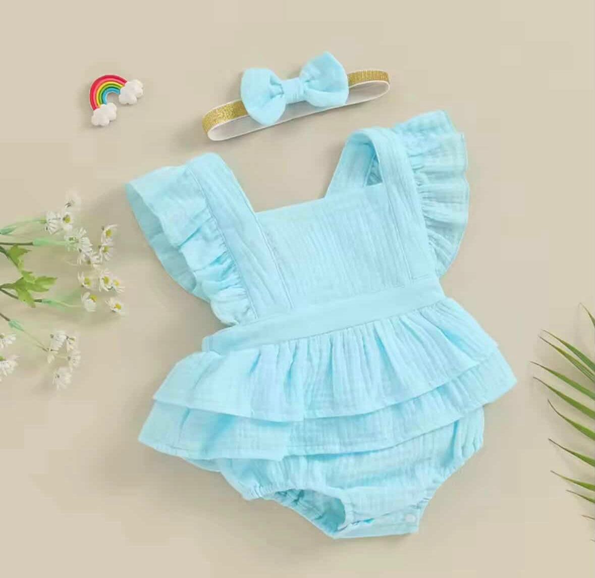 Frilly ruffle romper set