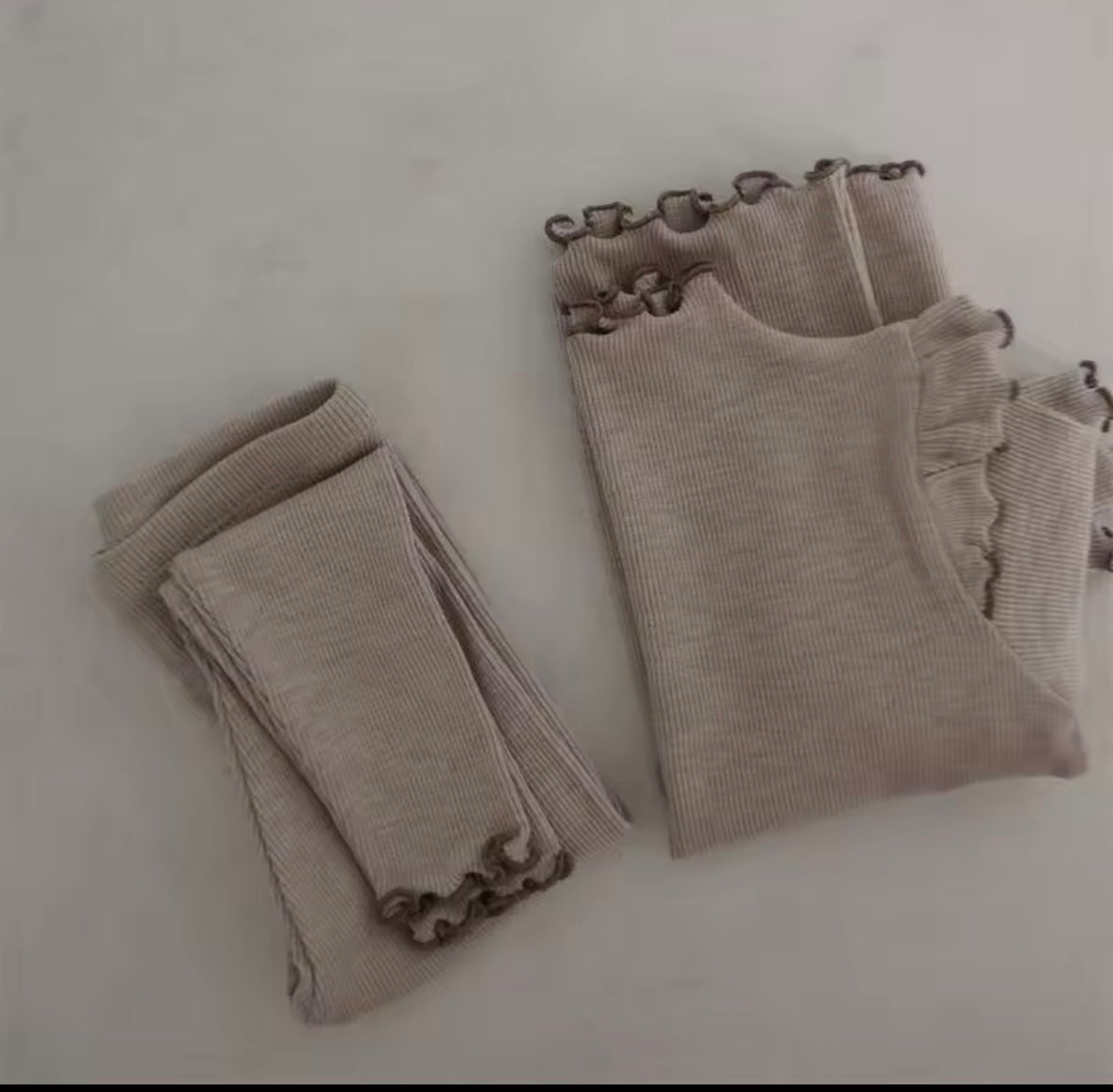 Contrast hem leggings set
