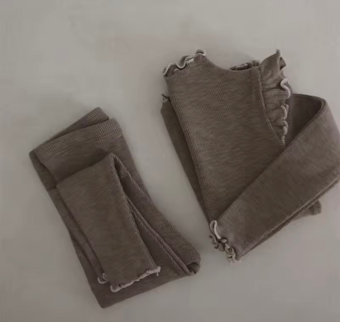 Contrast hem leggings set