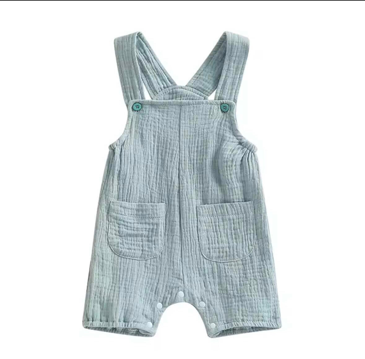 Short dungarees