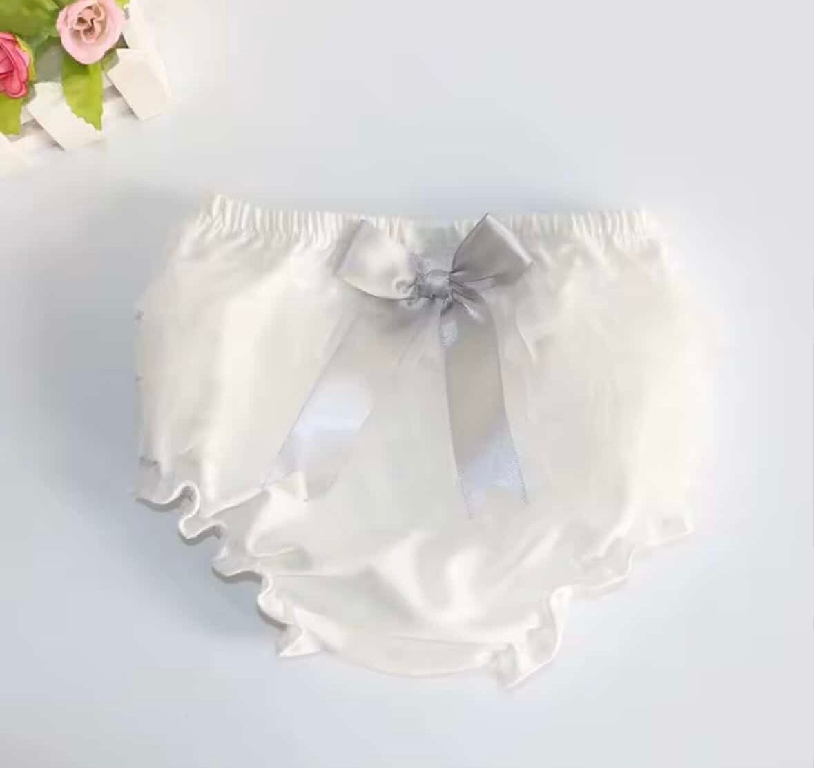 Frilly bloomer and vest set