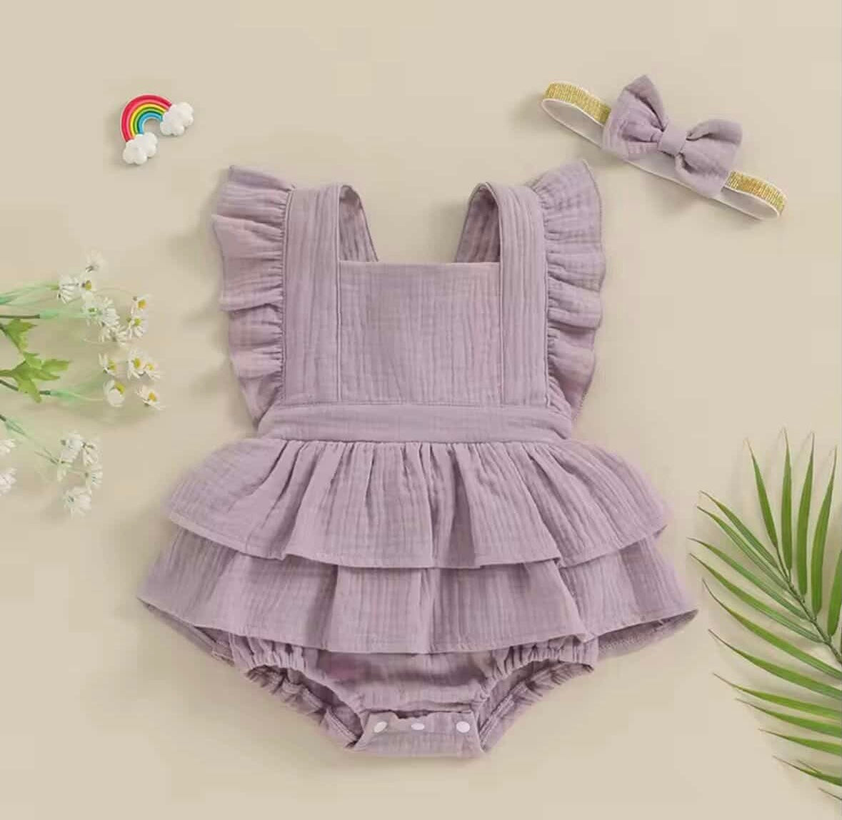 Frilly ruffle romper set