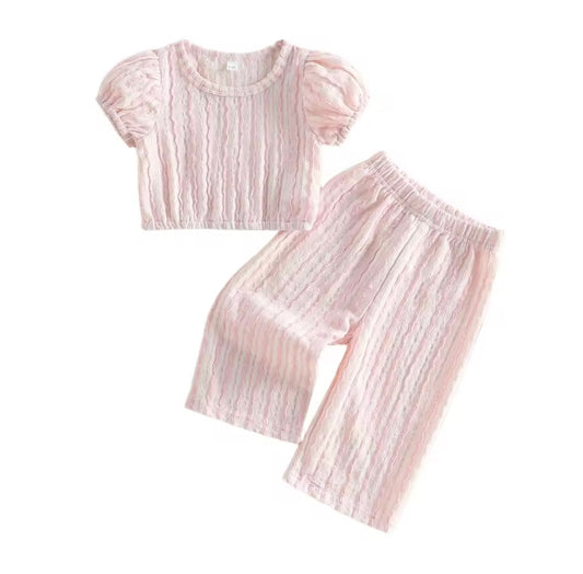 Pink Spring Lounge