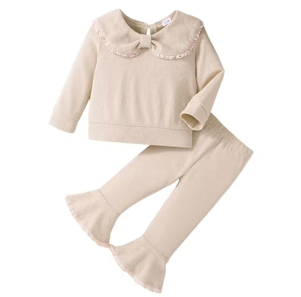 Bow collar flare set