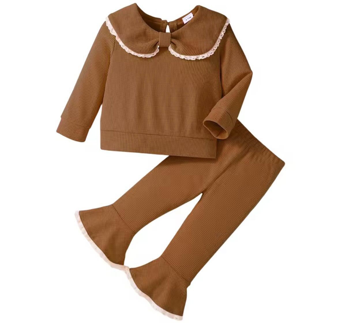 Bow collar flare set